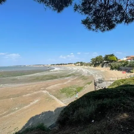 La Govogne 200m Grand Jardin لا بلين-سور-مير